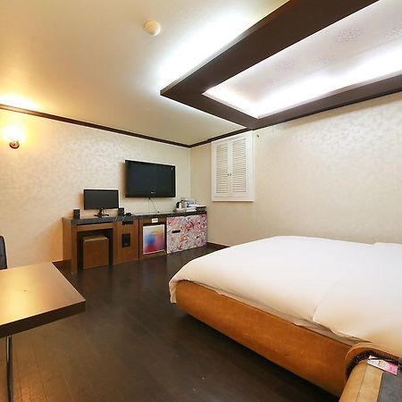 סוואן Hotel Diamond מראה חיצוני תמונה