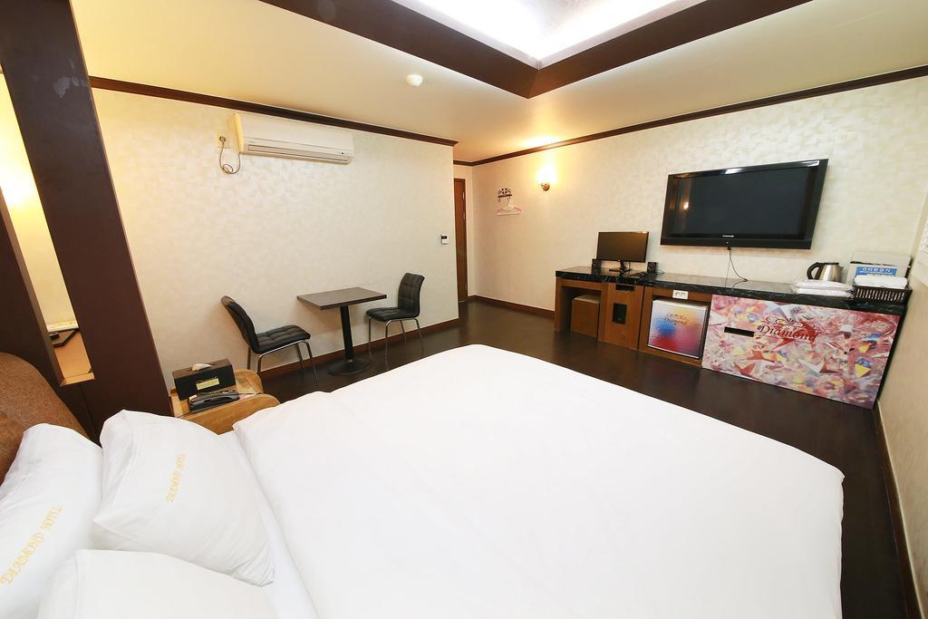סוואן Hotel Diamond מראה חיצוני תמונה