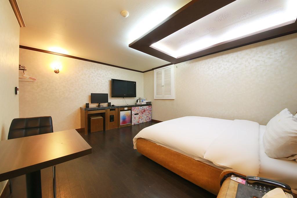 סוואן Hotel Diamond מראה חיצוני תמונה