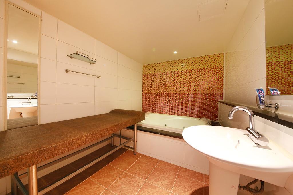 סוואן Hotel Diamond מראה חיצוני תמונה
